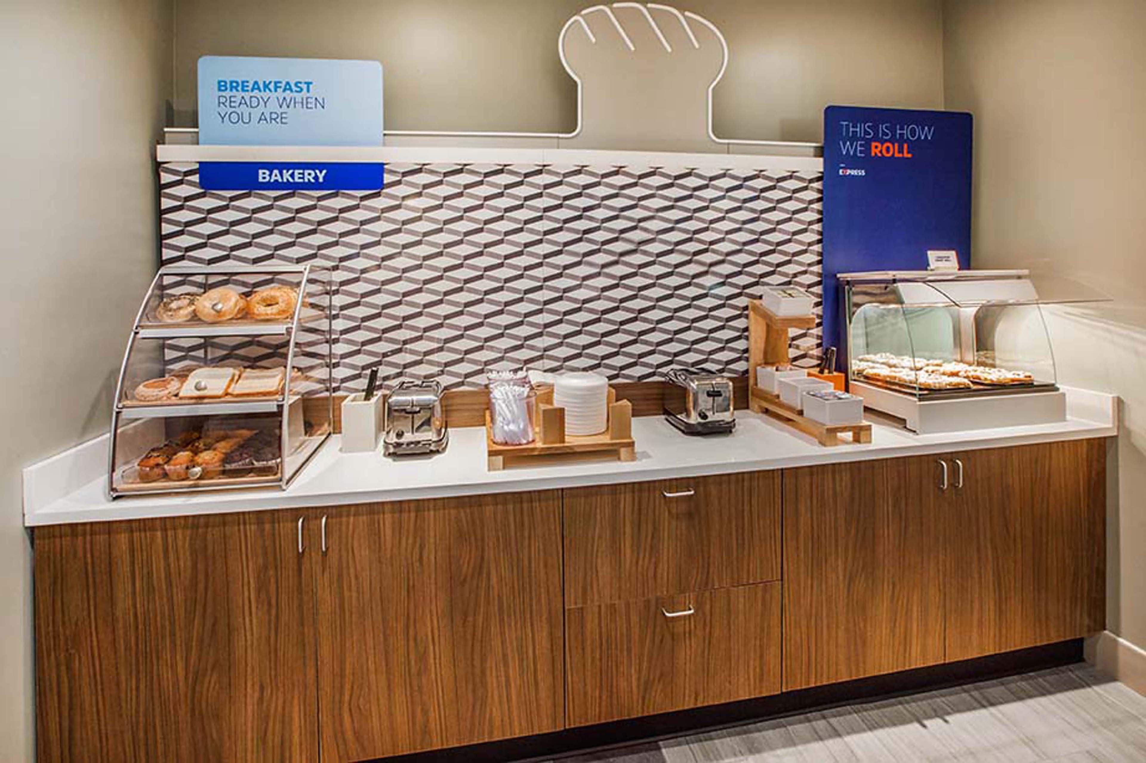 Holiday Inn Express & Suites Albany Airport Area - Latham By Ihg Ngoại thất bức ảnh