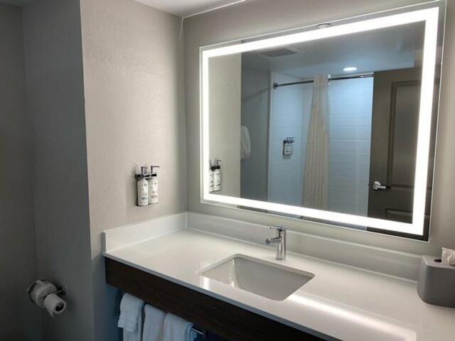 Holiday Inn Express & Suites Albany Airport Area - Latham By Ihg Ngoại thất bức ảnh